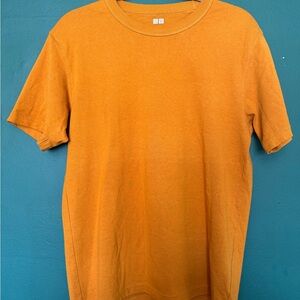 Uniqlo Orange Short Sleeve Tee